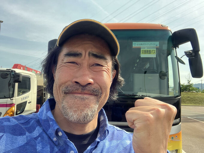 「ドッグフード食べてたんですよ」懸賞生活の経験が生きる…なすびさんの“災害ボランティア”が被災者の心を和らげる理由　|　石川県のニュース｜MRO北陸放送