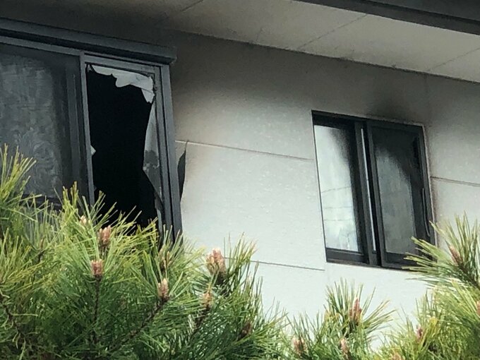 深夜に住宅火災　住人と隣人の男性2人が煙を吸い搬送　意識あり　福島・石川町　|　福島のニュース│TUF