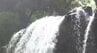天然のミストシャワー！岩肌を打ちつけて舞い上がる水しぶき…信州・高山村「雷滝（かみなりだき）」絶景は雷滝の裏側からも…「裏見（うらみ）の滝」圧倒的な迫力！厳しい暑さを忘れさせてくれる滝　|　SBC NEWS | 長野のニュース | SBC信越放送