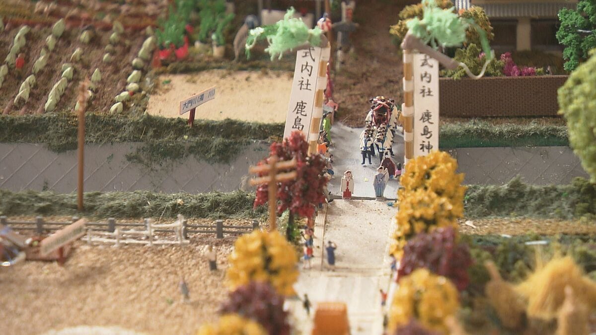タイムスリップ！？」夏詣の神社に宮司の力作！昭和37年の緻密ジオラマ