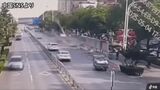 中国山東省 飲酒運転でバス停に車が突っ込む事故 6人死亡|TBS NEWS DIG