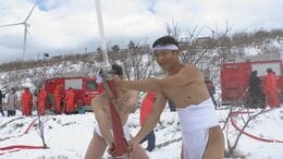 消防団の出初式 カラー放水で地元の人たちに火消しの心意気魅せる 石川・内灘町|TBS NEWS DIG