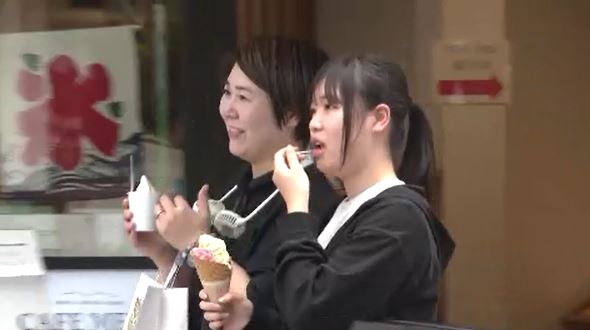 「こっちに来れば涼しいかと思った」観光客もぼやく暑さ　飯山は猛暑日　県内30の観測点の内19地点で真夏日に　|TBS NEWS DIG