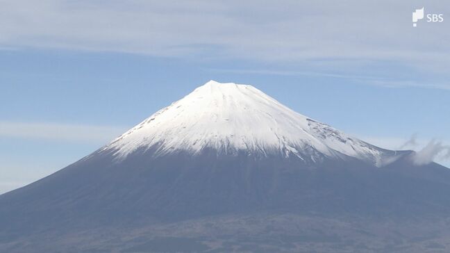 「日本で一番高い山に登りたかった」中国国籍の男性が冬の富士山に登った理由「冬の富士山は初めて」負傷して救助を要請...静岡県警はSNSで注意喚起|TBS NEWS DIG