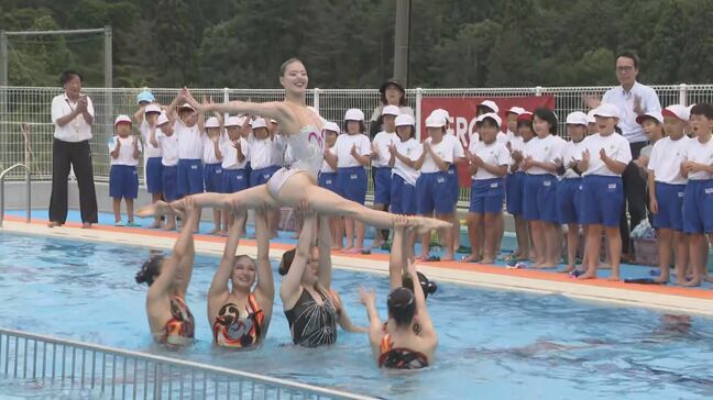 被災地・能登島小学校に新プール アーティスティックスイミング元日本代表らが記念演技|TBS NEWS DIG