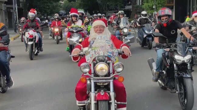 世界各地で早くもサンタクロースが活動中|TBS NEWS DIG