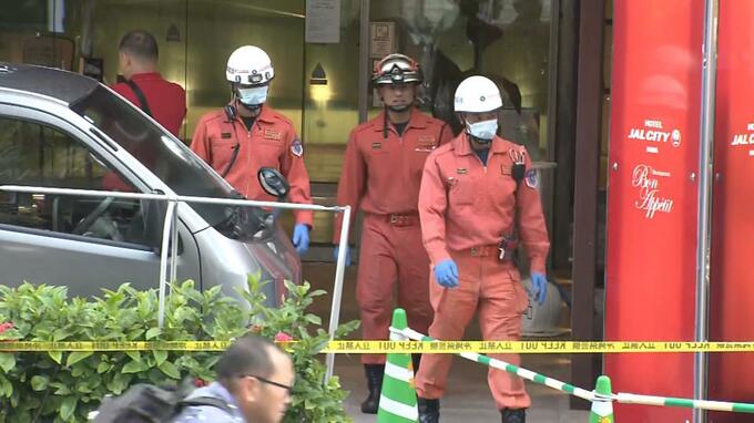 【速報】父親の首を刃物で突き刺した息子を殺人未遂の疑いで逮捕  心肺停止の状態で搬送された父親は死亡【那覇市のホテル一室で殺人未遂事件】　|　沖縄のニュース｜RBC 琉球放送