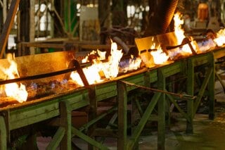 銅価格、ロンドン市場で過去最高値に迫る－米国に流入続き需給ひっ迫| TBS CROSS DIG with Bloomberg