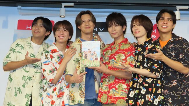 【MATSURI】30代で出せる最初で最後の写真集を発売 5冊購入の松岡卓弥は「満足度高め」とアピール|TBS NEWS DIG