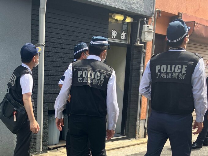 暴力団事務所を家宅捜索「山に行くか殺されるかどっちがいいんや」組員の男（22）ら3人恐喝未遂の疑いで逮捕　広島　|　RCC NEWS | 広島ニュース | RCC中国放送