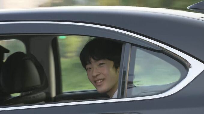 18歳の成年を迎えた悠仁さま　天皇ご一家と上皇ご夫妻に誕生日のあいさつ|TBS NEWS DIG