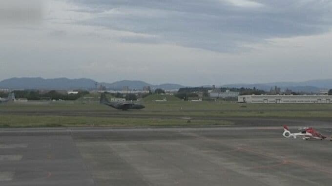 自衛隊輸送機が県営名古屋空港に緊急着陸 エンジン系統に不具合 搭乗者6人にケガなし 航空自衛隊小牧基地|TBS NEWS DIG