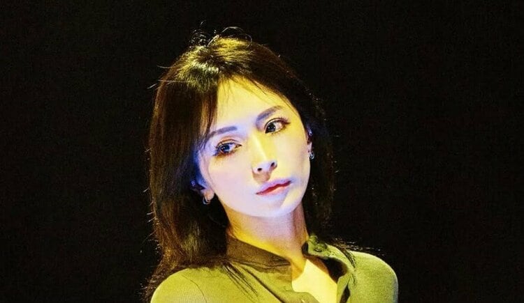 浜崎あゆみ 】 「想いはただひとつ、Singaporeへ真っ直ぐに。」 アジア