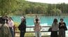 連休を前に十勝岳の噴火警戒レベルが3へ 規制範囲外の「青い池」はにぎわいを見せるも地元自治体は最新情報に注意呼びかけ 北海道美瑛町　|　北海道のニュース｜HBC北海道放送