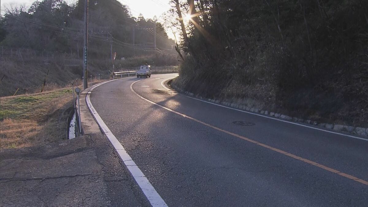 大型バイクなど4台が絡む多重事故 火災も発生… バイクの50歳男性が意識不明 三重･伊賀市の国道