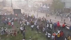 西アフリカ・ギニアでサッカー観客が暴徒化　56人死亡　審判の判定に抗議| TBS CROSS DIG with Bloomberg
