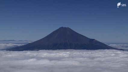 富士山いまだ初冠雪せず 統計開始130年で「最遅」更新中 山頂の10月