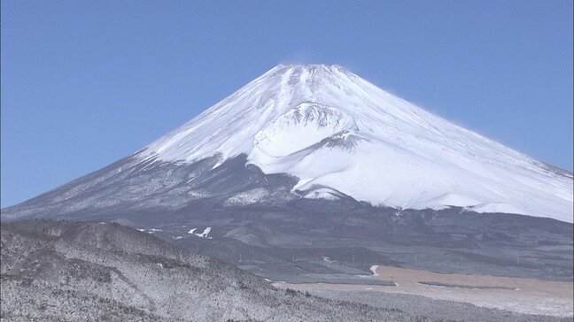 “置き忘れた携帯電話を回収に”再び富士山へ…山岳遭難の中国籍男子大学生 4日前にも山頂で「アイゼン紛失」し防災ヘリで救助されていた|TBS NEWS DIG