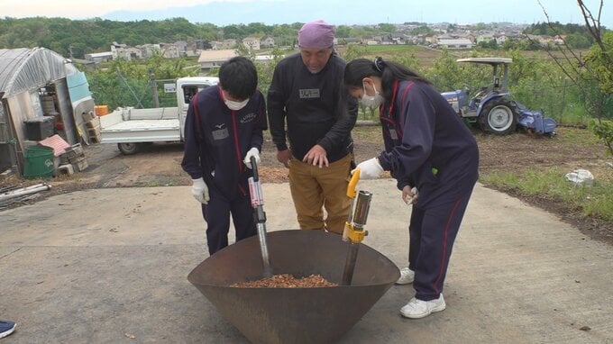 植物の成長を促すようアーモンドの殻を炭に　高校生が殻の活用考える　甲斐市　|　山梨のニュース | ＵＴＹテレビ山梨