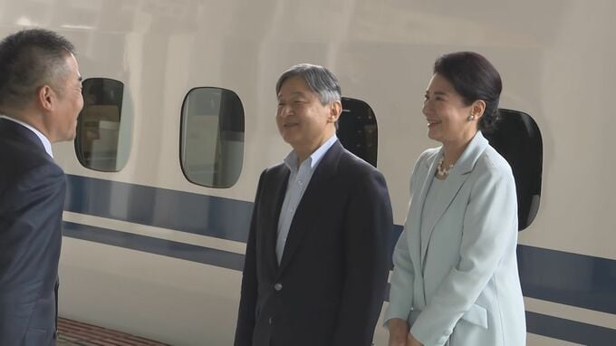 天皇皇后両陛下　滋賀県に到着　「国民スポーツ大会」開会式へ　盲学校見学や盲導犬の説明受けられる場面も|TBS NEWS DIG