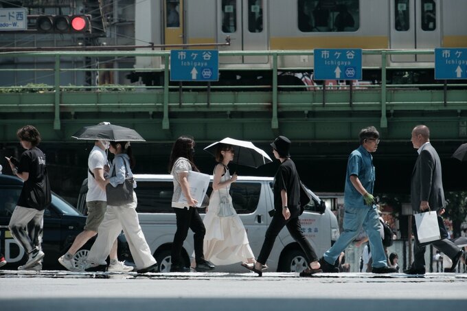 東京が暑さ対策に短パン勤務推奨、それは違う－取り得る手段は他にもある
