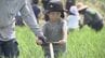 「食の大切さ学んで」子どもが“昭和初期”除草機を体験　|　山口のニュース・天気・防災｜tys NEWS｜ｔｙｓテレビ山口