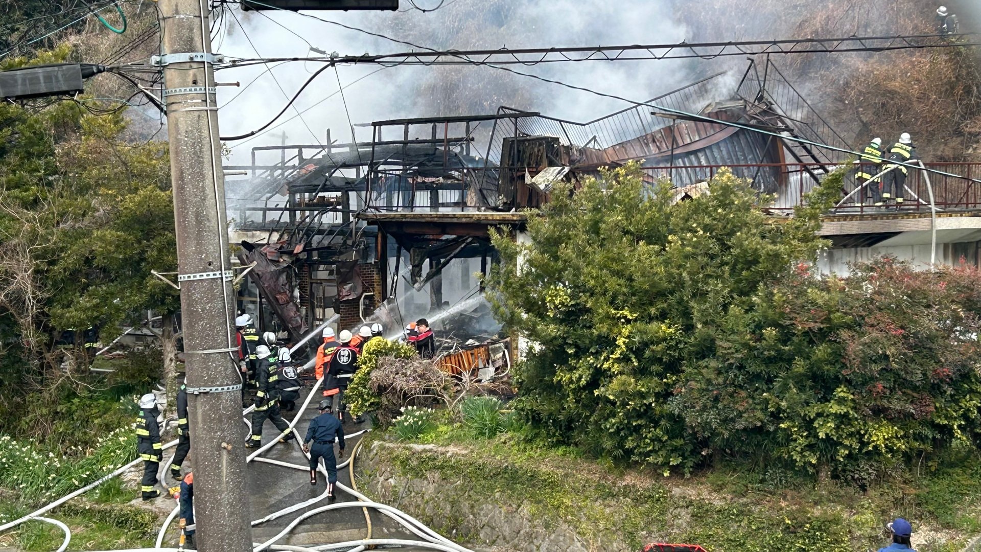 長崎県時津町左底郷で建物火災 2階建て住宅を全焼 住人は避難して無事