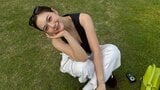 【 村重杏奈 】 美ボディ際立つノースリーブベスト×白デニムの私服姿を披露 “ユニークな顔ハメ” からスカイツリーまでプライベート満喫|TBS NEWS DIG