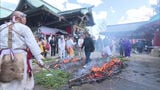 「渡るときドキドキ」「新しい1年楽しく過ごせるように」無病息災祈願する火渡り神事 護摩木を焼いた灰の上を裸足で歩く 福岡市の愛宕神社|TBS NEWS DIG