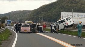 岡山東区西大寺新地の「岡山ブルーライン」で車3台が絡む事故　1～2歳くらいの女の子と32歳の母親が重体【岡山】|TBS NEWS DIG