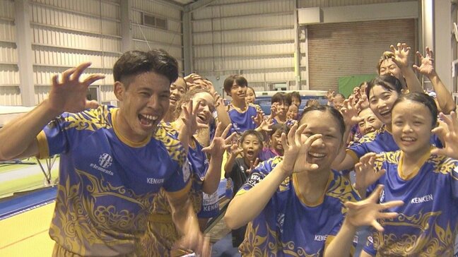 子どもたちが思い出させてくれるタンブリングの楽しさ 自分らしい演技目指して又吉健斗が最後の世界選手権へ|TBS NEWS DIG