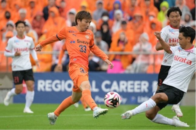清水エスパルス ラスト3連勝で有終の美 原輝綺の決勝弾で熊本に1-0【J2最終節速報】|TBS NEWS DIG