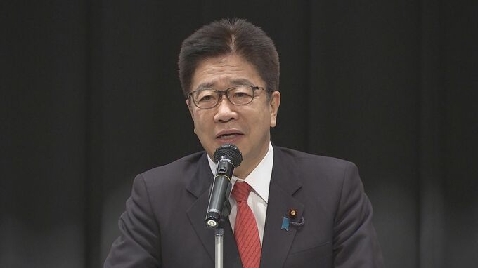 加藤厚労大臣、保育士の配置基準について「安定財源を確保し早期に対応」