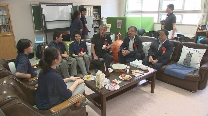 洋野町の高校に高校生と地域の人たちの交流の場「おおのカフェ」オープン　地域活性化目指す|TBS NEWS DIG