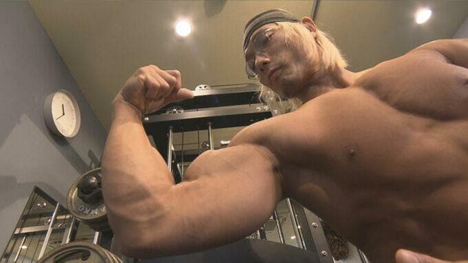 憧れは“範馬勇次郎” ボディビル世界王者・中川恭兵が教える冬トレの極意　鍵は「厚着」？|TBS NEWS DIG