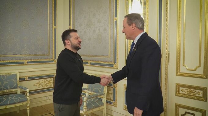 英キャメロン外相、就任後初の外遊でウクライナ訪問「どれほど時間がかかっても支援継続」|TBS NEWS DIG