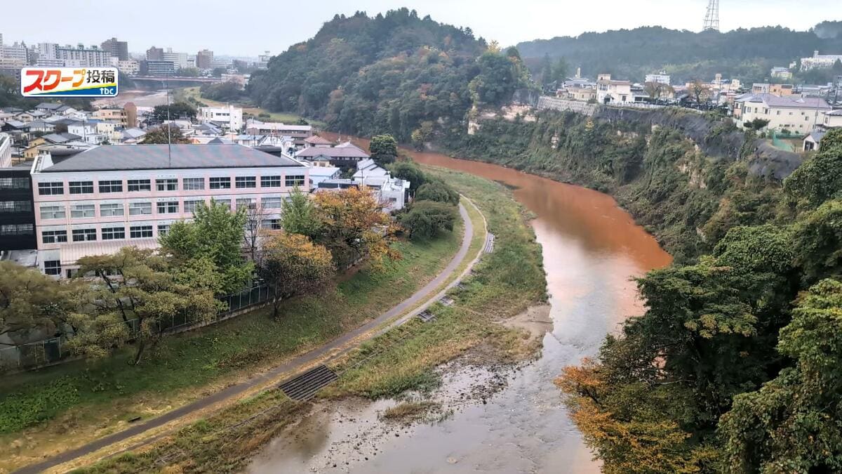 広瀬川の”赤い水”問題 点検で新たな異常見つからず 発生源の堆積物を
