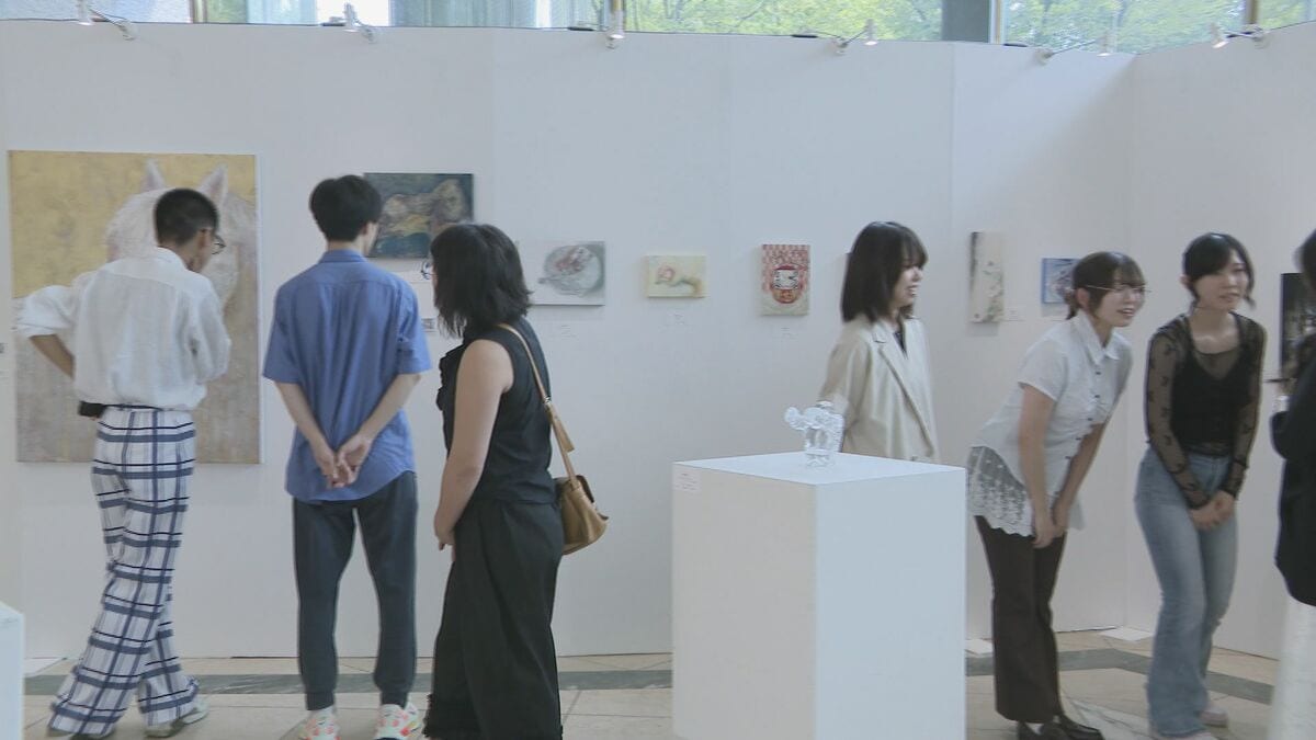 大学生ら“若手アーティスト”の作品集めた展覧会 会場では作家自身が来場者と話したり作品の販売を体験 松坂屋名古屋店