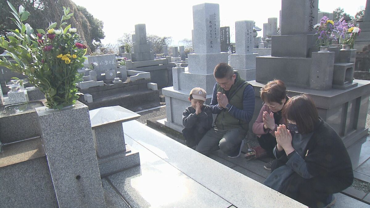 「春分の日」彼岸の中日　多くの家族連れが墓参り　大分
