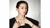 【 朝比奈彩 】 「とってもいい時間を過ごせているんじゃないかな」フォーマルショットで久しぶりの近況報告 洗練された黒ドレス姿に反響|TBS NEWS DIG