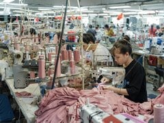 ベトナムの7－9月期成長率9.95%、10%目標に迫る－貿易黒字に転換| TBS CROSS DIG with Bloomberg