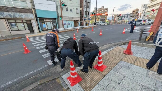3歳ぐらいの子どもが乗用車にはねられ意識不明の重体　JR水戸駅近くの横断歩道で|TBS NEWS DIG
