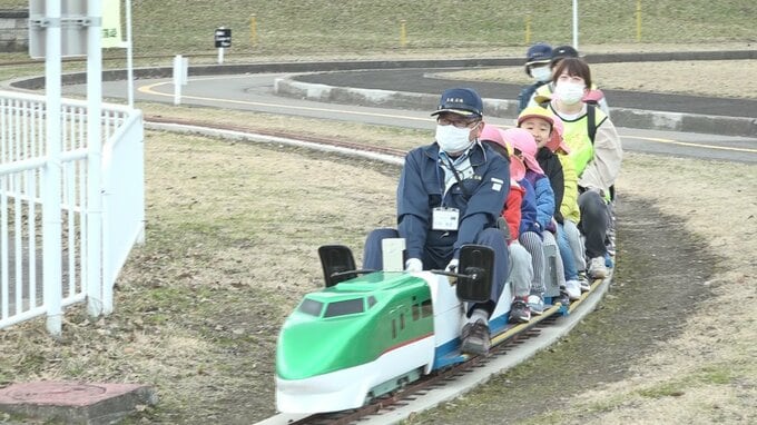 「すごく速いの！」ミニ列車やゴーカートなど…　親子に大人気の『城北公園交通広場』が開園　|　青森のニュース│ATV NEWS│青森テレビ