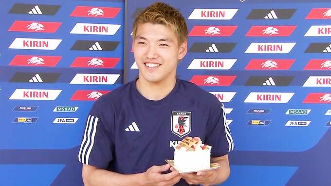 誕生日のサッカー日本代表・堂安律、「かっこいい25歳を過ごしたい」やりたいことは「ゴルフ」|TBS NEWS DIG