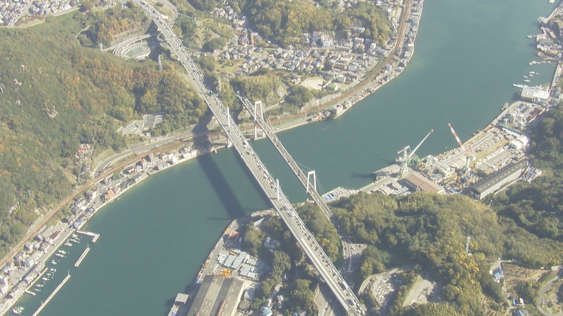 尾道大橋の上で軽乗用車とトラックが正面衝突 2人けが 一時通行止め Rcc News 広島ニュース Rcc中国放送