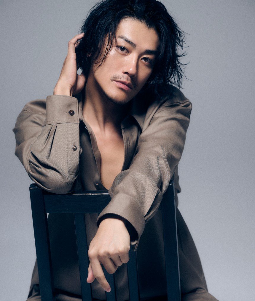 赤西仁 】40歳を過ぎても健康診断は〝ほぼオールA〟大人の嗜みを満喫し