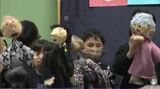 モデルは太平洋戦争を体験した卒業生　小学生が人形劇「通明かずちゃん」を上演　モデルの卒業生も「感動した」　（長野）|TBS NEWS DIG