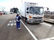 冬用タイヤ装着率 94%、未装着 6%【12月9日時点 富山】ノーマルタイヤで大渋滞・通行止めリスクも…回避のためチェーン携行呼びかけ | 富山のニュース|天気・防災|チューリップテレビ