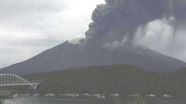 桜島で噴火　噴煙1000ｍ　【11日12日の降灰予報】鹿児島・宮崎|TBS NEWS DIG
