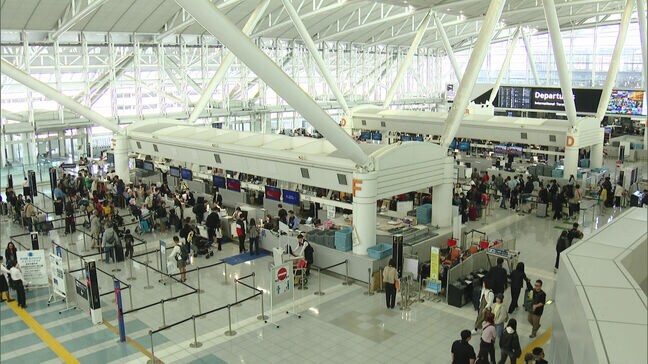 「釜山に行きます。今回４連休で来週４連休です」”最大１１連休”ＧＷの出国ラッシュ始まる　福岡空港|TBS NEWS DIG